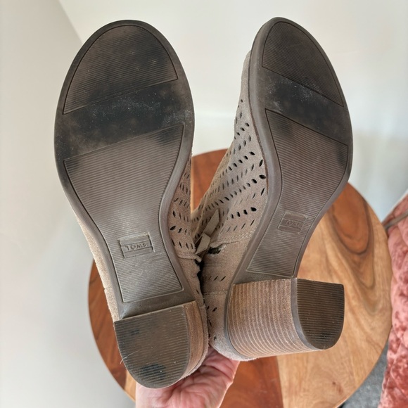 Toms Majorca Suede Peep Toe Bootie Heels - Picture 5 of 7